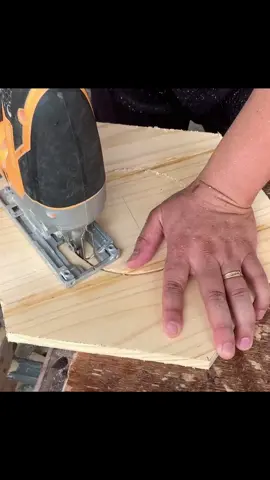 He handcrafted the lamp from hexagons stacked on top of each other like an impressive tower | Part 1 #tips #tipsandtricks #LifeHack #woodworking #foryoupage 