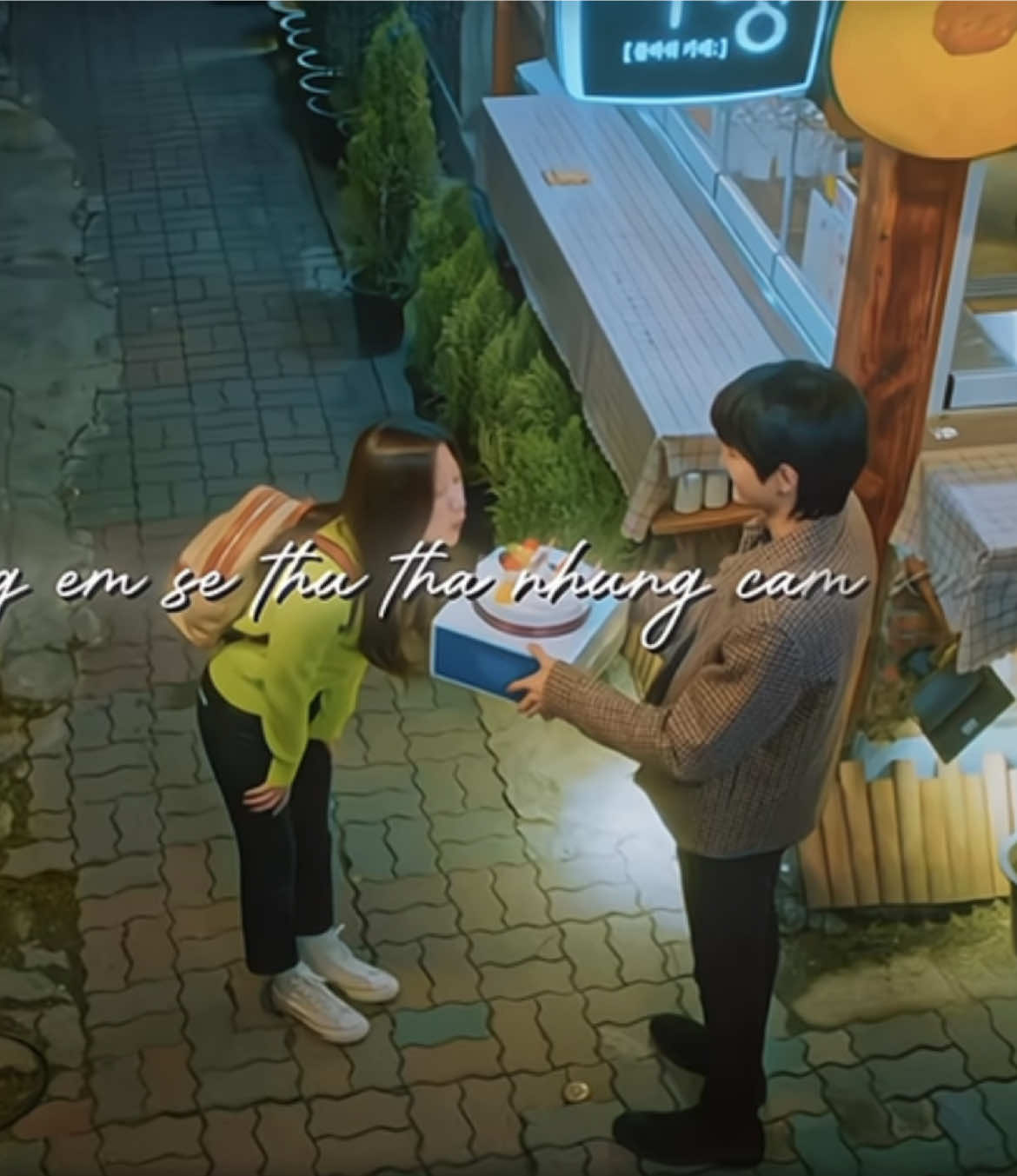 “anh biết anh phải tập hạnh phúc với những gì đang diễn ra” #hwanginyeop #moongayoung #frily_team #miyeon_team #so_liee 