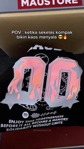 😎 pesen kaos sablon menyala bareng satu kelas kalian, desain bisa request sesuai permintaan!🤙 . 📌 pesan langsung klik link di bio 🇮🇩 BISA KIRIM KE KOTA MANAPUN ✈️ . #kaossablon #kaoskelas #bikinkaos #kaosmenyala #kaosreflektif 
