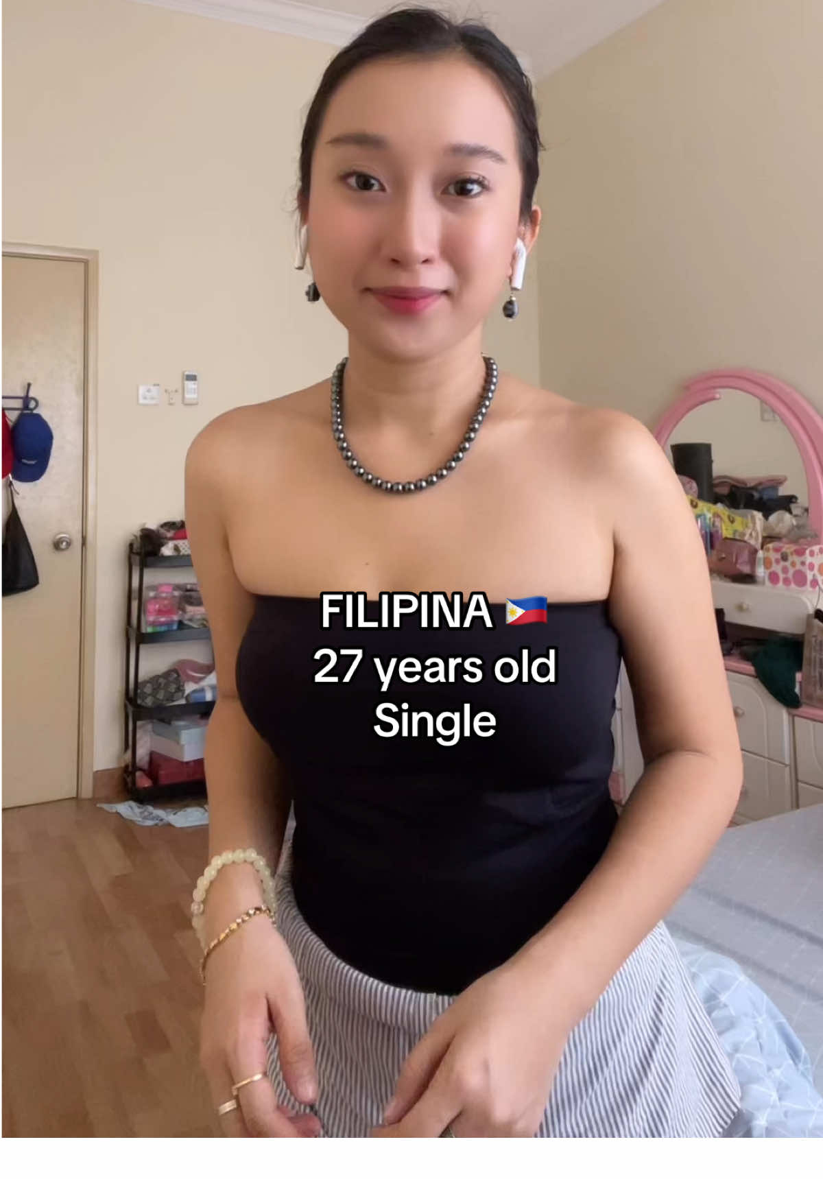 FILIPINA 🇵🇭, 27 years old, Single #fyp #filipinagirl🇵🇭 #filipina #single #trending 