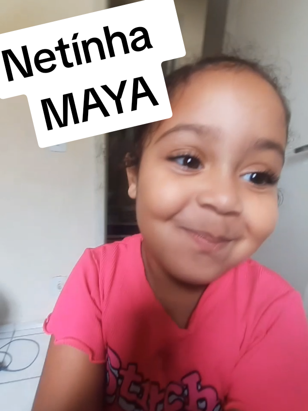 Falando da minha netinha linda e gravando ela sem ela perceber.#familiatiktok #amordevô #viral #fouryou #netinha 