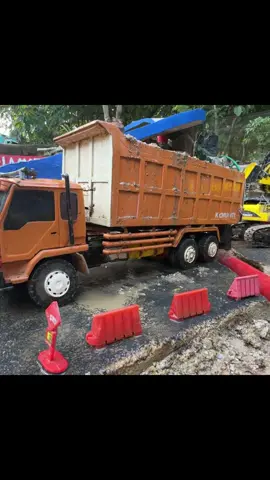 proyek diorama miniatur rc truk Fuso 220ps #fypシ゚viral #rctrukindonesia 