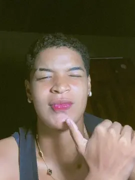 🥰.......😇 #fy #pretinha #fypage #viraltiktok 