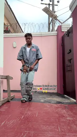 Me dey shout (ogun)join😭😂