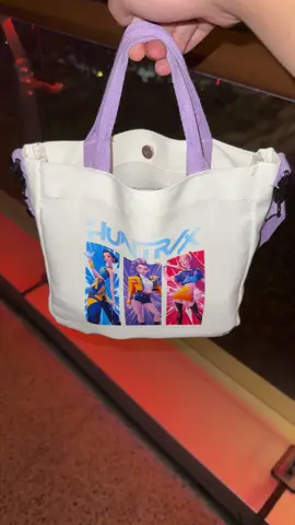 Honestly…I could start a whole collection with this K-Pop demon hunter bag 🔥>>On sale for a limited time⚡️#kpopdemonhunters #bag #affordablefashion #giftideas #fallfreshness 