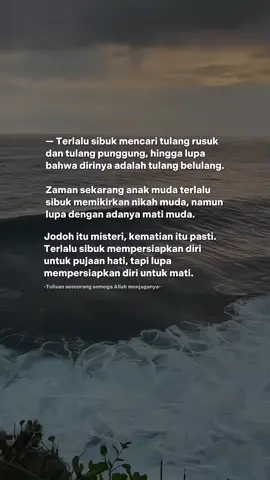 saling mengingatkan karna aku juga bukan orang yang tau betul tentang agama 💐🤗#mengingatkansesama#katakata #motifasikehidupan 