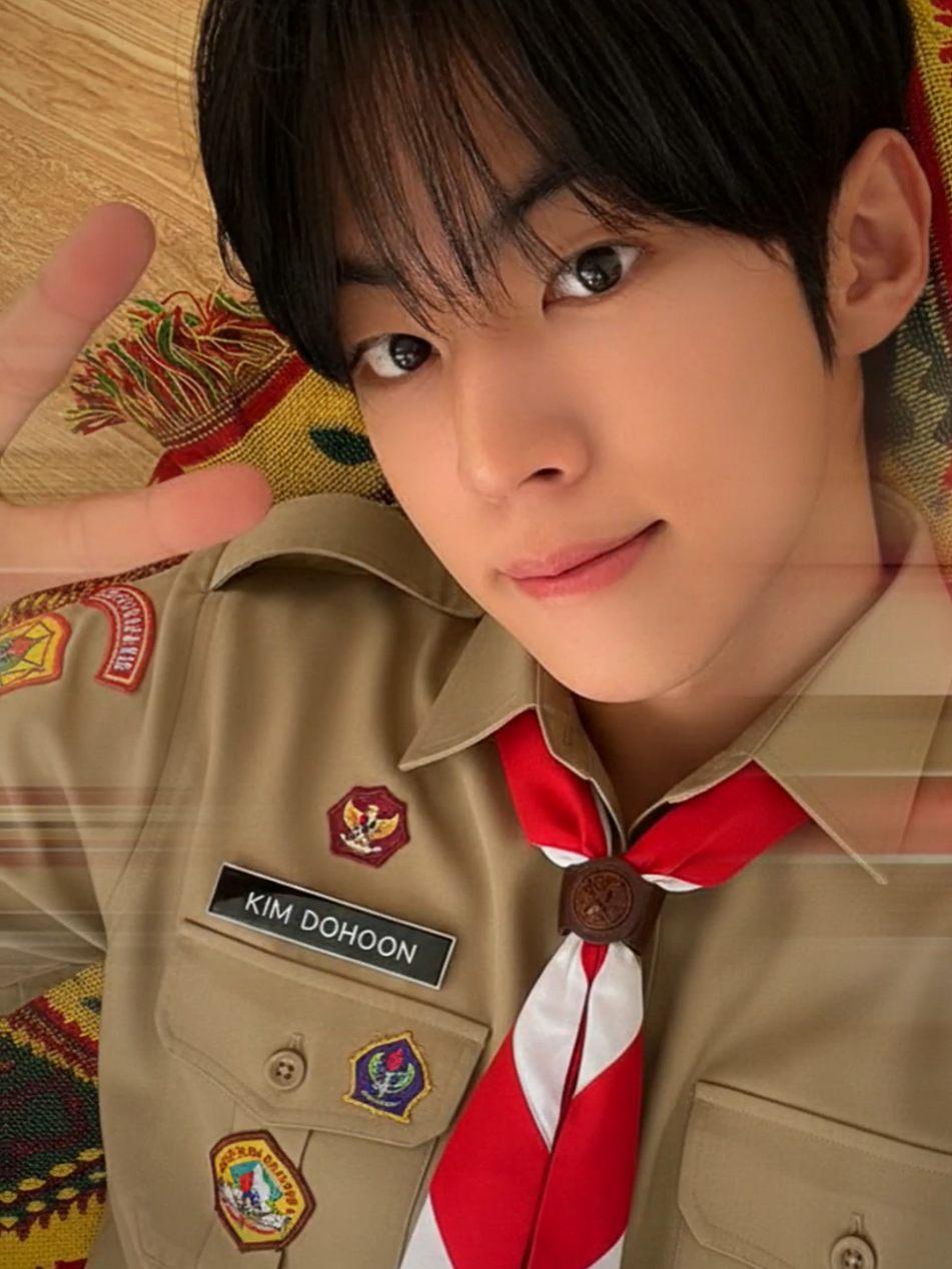 kalo kakak pembina nya kim dohoon mah pramuka tiap hari juga gapapa🤭🤭 #kimdohoon #tws #pledis #pramuka #fyp 