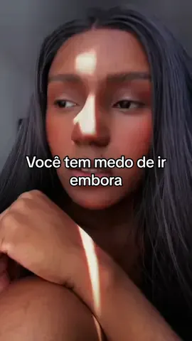 Escrito por @Felipe Reis  #poesia #poema #irembora 