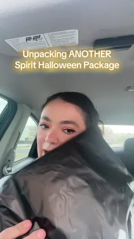 Unboxing ANOTHER @Spirit Halloween Package! These tote bags are my new obsession! #spirithalloweenhaul #halloween #unboxing #totebag #shoppinghaul 