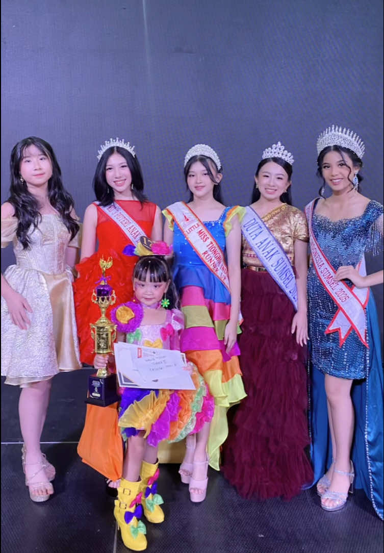 Congratulations Moana, Juara 2 Fashion Show tema Collorfull 🌈 #FashionShow#Fullcolor#colorfull#Fashionshowanak#fypage 