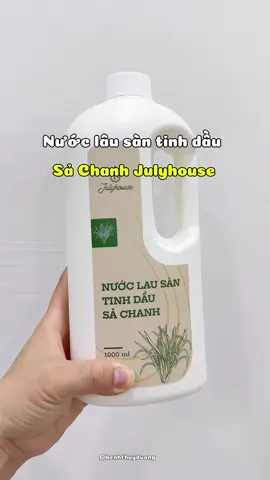 Muốn nhà thơm mà khử được mùi ẩm móc thì nên có 1 chai nha mấy bà #nuoclausan #nuoclausansachanh #julyhouse #ammoc #viral 