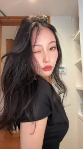 obsessed with this @Lewkin fit 🖤 (code SEIKAK for 50% off✨) #lewkin #fallfashion #OOTD #dance 