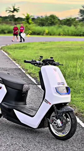 สนใจซ่อม แต่งรถไฟฟ้าสอบถามได้ค้าบ🤍⚡️ #วัยรุ่นเสียบปลั๊ก⚡️ #ไฟฟ้าดิว่ะ #ร้านอิฐแดงshopขอนแก่น #ขอนแก่นอีกแล้วหรอ #ช่างออมขอนแก่น 