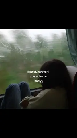 that girl  #quiet #lonelywoman  #foryoupage #introvert 