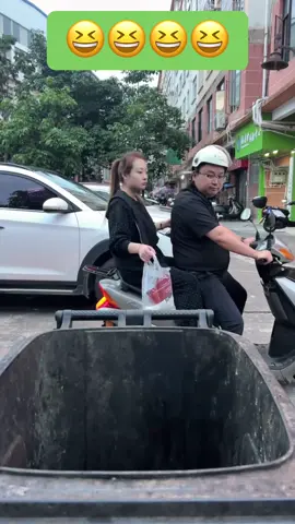 😆😆#xuhuong #ilovetiktok #giaitritiktok #laugh #1millionviews 