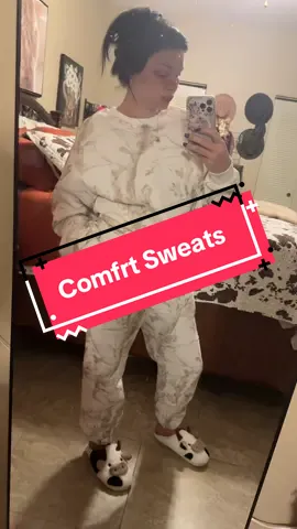 @Comfrt #comfrtclothing #comfrthoodie #comfrtsweatpants #fentysuperbrandday 