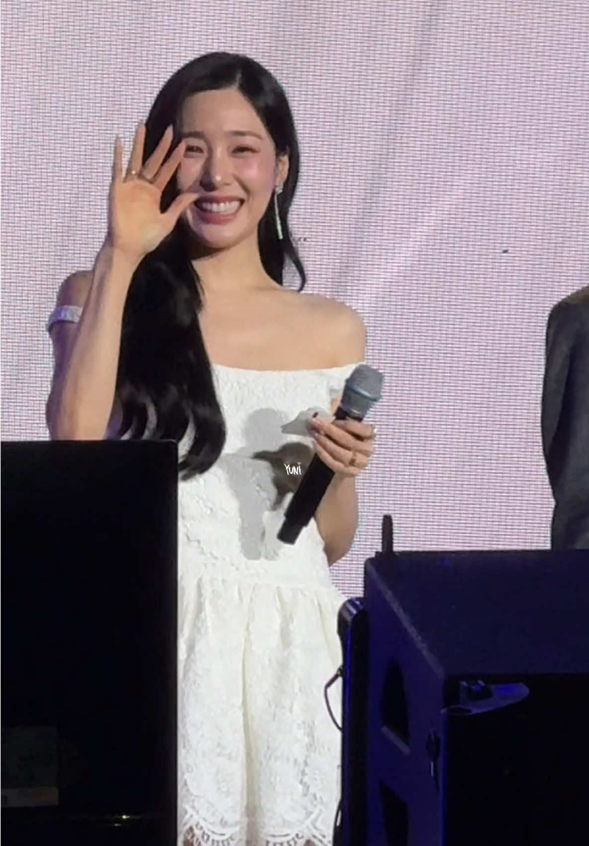 Ini gimana cara move onnya kalau ditatap dan didadahin kayak gituuu 😭😭😭 #tiffanysnsd #tiffany #girlsgeneration #snsd #fyp 