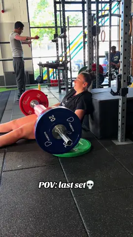 If your not failing your last set your not working hard enough💪🏼 #gymbaddie #gymfit #gymgirlsoftiktok #hipthurst #glutepump 