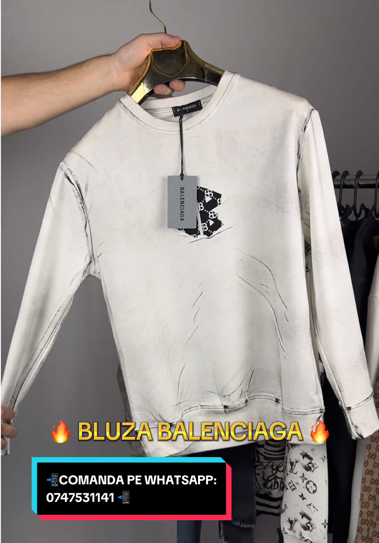 Bluza Balenciaga, perfecta in combinatii casual, de efect, material premium.  Doar la Zeno 🔥Toate marimile: S-M-L-XL-XXL. Livram in toata tara si international. 🚚 Pentru detalii si comenzi ne gasiti pe 📲whatsapp: 0747531141  #hainebarbati #tiktokromania #imbracamintebarbati #zenobrand #haineoriginale 