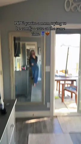 Check for your size besties :) #tiktokmademebuyit #ootdfall #momlifechaos #WardrobeMustHave #overallsoutfit 