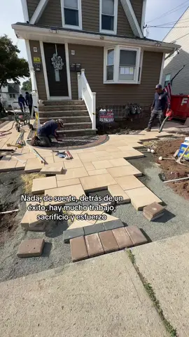 #elbambiscontruccionllc #foryou #Pavers #diceño #cortes @Many1oficial @El Picachu @El Pedrito1oficial @El mocha 🇬🇹 @@MASTERJOSEOFICIAL1 