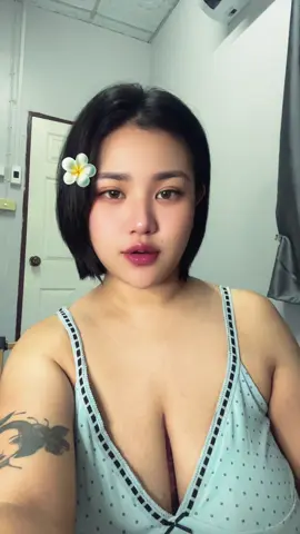 โอม เพี้ยงงงง💚 #อ่างทองหวานเจี้ยบ😘😘🙋‍♀️ #fypシ゚ #tiktokviral #สาวผมสั้น🙎🏻‍♀️ #เปิดการมองเห็นให้ผมที😎 