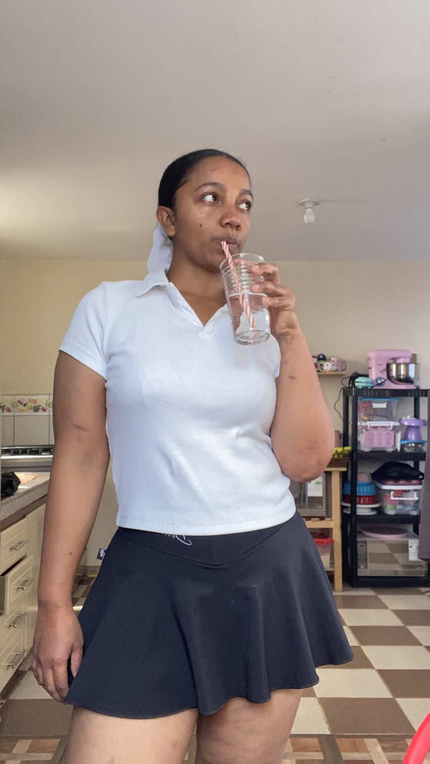 Esto a sido bien duro porque soy una persona que desde pequeña siempre le a gustado comer bastante y los dulces pero tome esta decisión de cuidar mi alimentación, por mi salud y mi físico y así es como voy avanzando aún no he llegado al peso q deberia y q quiero pero se q si sigo lo lograre son pequeños cambios pero para mi me llenan el corazon el primer video fue el 2 de julio y el segundo del día de hoy 27 de septiembre voy a seguir hasta el final 👊🏾💪🏾🙏🏾#motivacion #disciplina #amorpropio #fypシ゚ #bajardepeso 