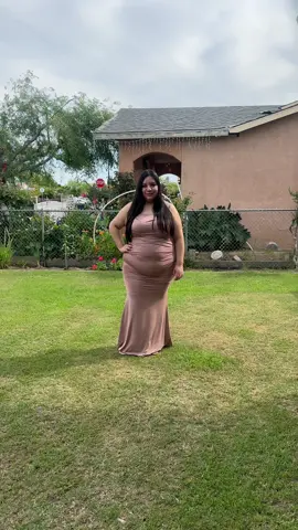 I love this dress it is so beautiful🩷😊 #beautifuldress #elegantdress #maxidress #dressesforwomen #womendress 