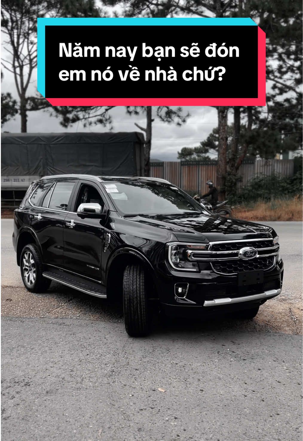 Ford Everest Titanium 1 cầu màu đen.  #ford #fordeverest #fordeveresttitanium #oto #everesttitanium 