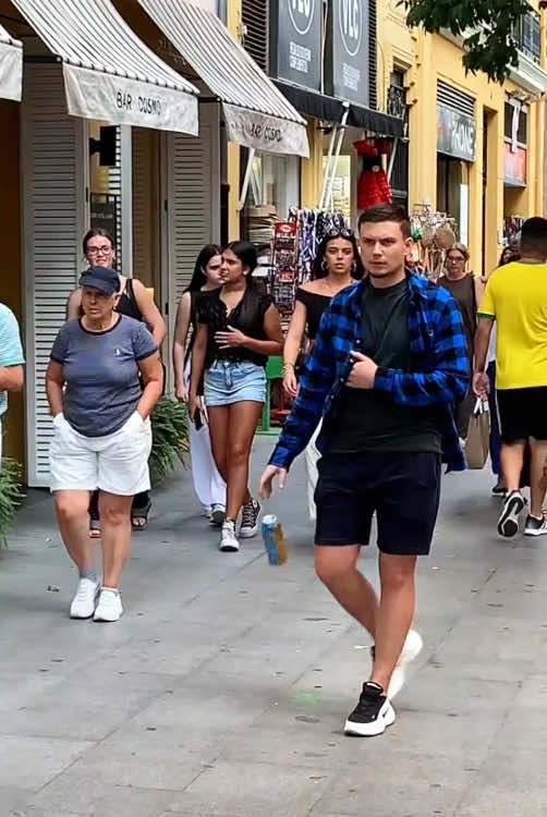 Pretending to have superpowers 🤩🤩🤩#publicprank #street #magic #funny#prank 