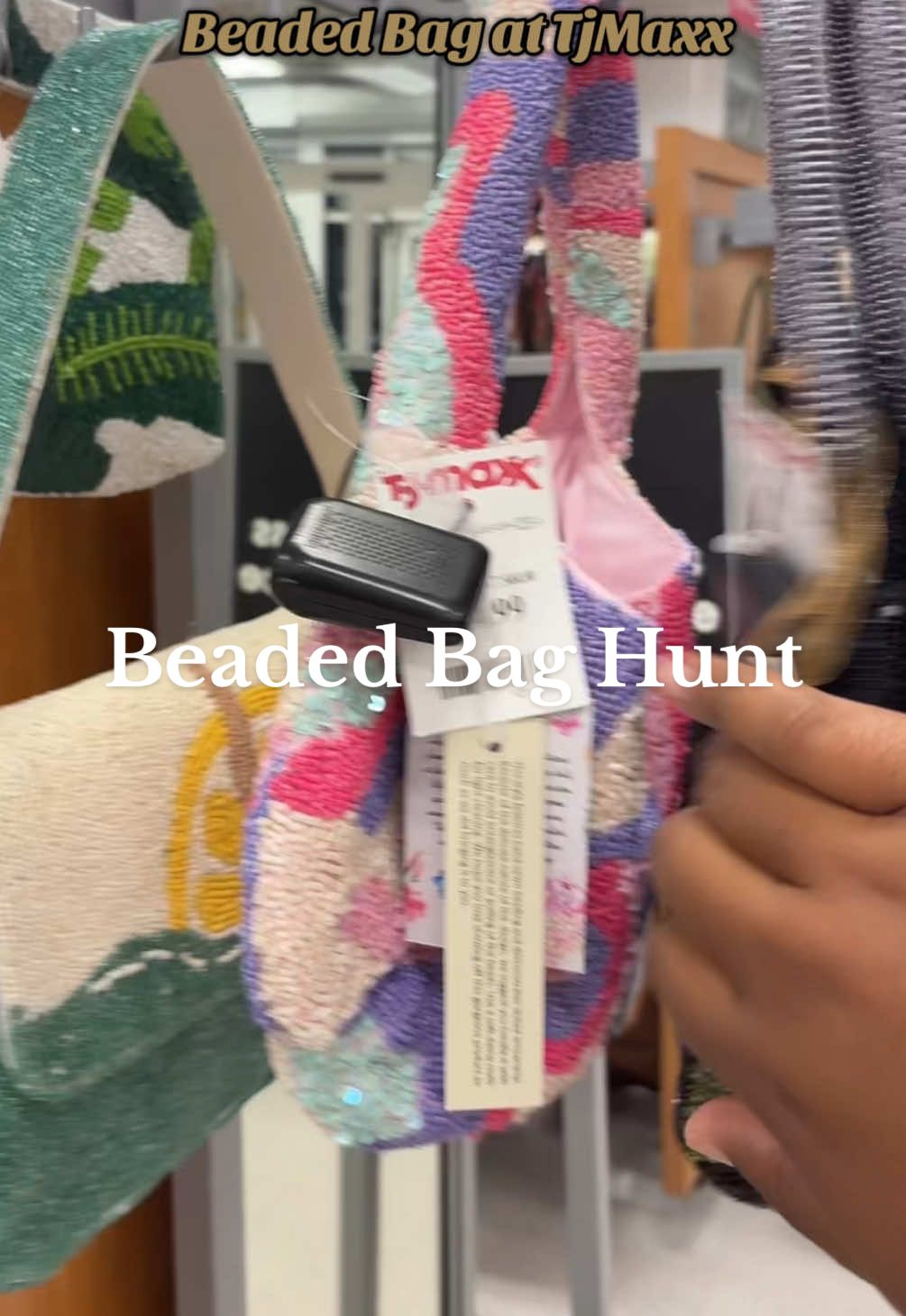 Why is this bag so hard to find! 🤠👢#beadedbag #pursetok #cowgirlboot #viralbeadedbag 