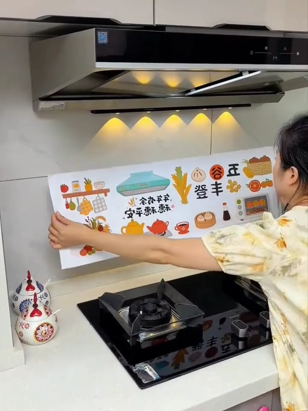 Decor bếp xinh không hề khó #decaldanbep #phukienbep #giadung #dogiadung 