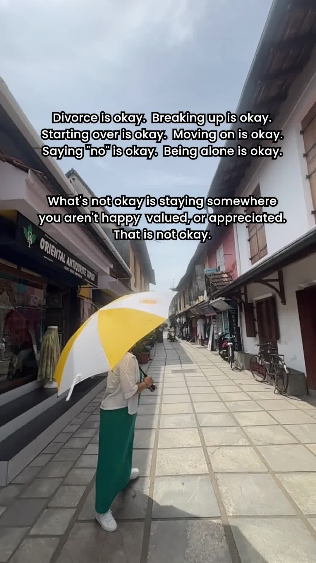 Divorce is okay. Breaking up is okay. Moving on is okay. What’s not okay is staying in spaces that dim your light, where you aren’t truly seen, valued, or appreciated. Choosing yourself is not selfish, it’s sacred. Healing often begins the moment you decide your peace matters more than pretending. Remember: endings are just doorways to new beginnings. Trust the journey, trust your heart. #HealingJourney #TwinFlameHealing #SacredUnion #SelfWorth #ConsciousLove #NewBeginnings