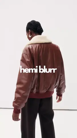New season, new energy ⚡ The Shearling-Collar Leather Jacket = vintage edge + modern cut. #hemiblurr #jacket #leatherjacket #jacketstyle #fallfashion #FW25