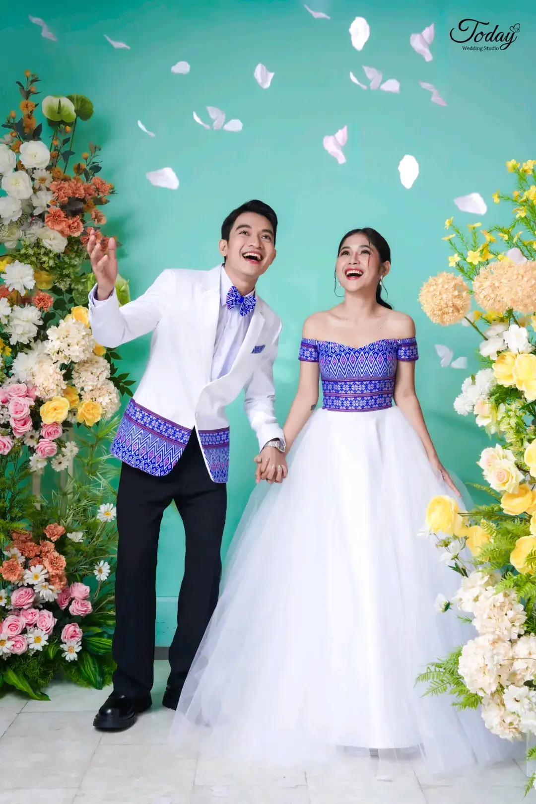 #TodayWeddingStudio #Fashion Commercial Photoshoot  #Prewedding ဆန်ဆန်ရိုက်ပေးဖြစ်တာလေး #TiktokmyanmarForyou