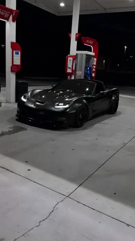 The loop goes crazy…  #c6 #corvette #z06 #zr1 #fyp #fypシ #carsoftiktok #cartok #caredit 