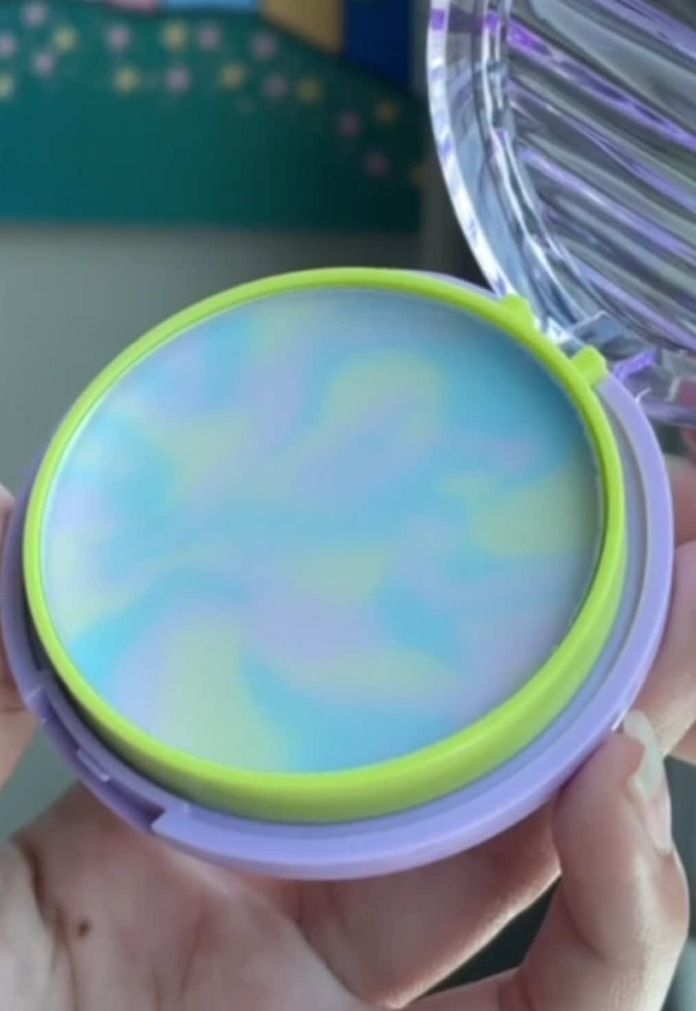 Produk yg bikin minyak di muka auto insecure🤭 Rugi banget kalo ga diborong  #DazzleMeBeauty #DazzleMendonesia #dazzlememakeups #balmpowder #oilyskin 