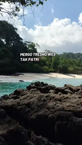 Punya kenangan apa disini... #telukijobanyuwangi #wisatabanyuwangi #lagujawa #fypage 