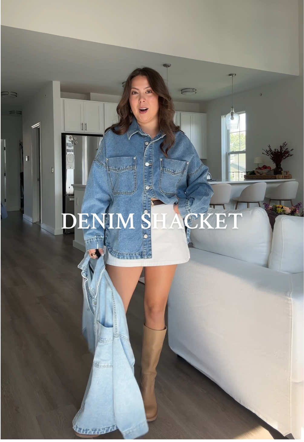 clsssic, timeless, high quality and will last for years 🤍🫐 wearing a medium! #denimshirt #denimjacket #denimshacket #fallfashion #tiktokshopfalldealsforyou 