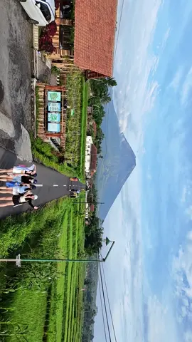 Indonesia Itu Sangat Indah Sekali #lumajang #semeru #Sunrise #wisata #lumajangtiktok 