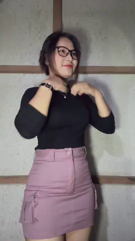 ရိုအီ ရိုအီ 🍑#tiktokmyanmar🇲🇲 #foryourpage 