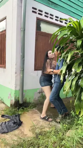 Let's laugh😂😂😁  #funnyvideos  #happiness #funnyclips 