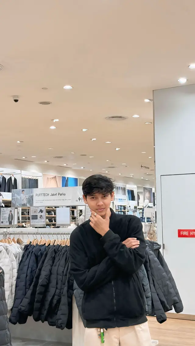 Punyaa duit foya foya, gapunya duit geleng geleng🤣  #fyp #trending 