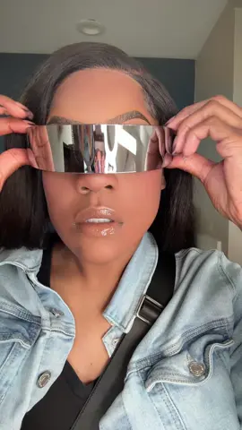 Serving cyber-slay vibes 😎✨ These futuristic visor shades are the ultimate statement piece. Glossed lips, laid hair, and brows on point—when I step out, it’s giving NEXT LEVEL. 🔥 #so #donnaapproved 
