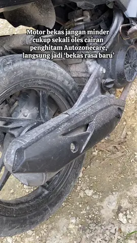 Cukup sekali oles, langsung kembali hitam pekat permanen seperti baru keluar showroom! ✅ Awet ✅ Tahan lama ✅ Anti air & debu Saatnya bikin kendaraanmu tampil kinclong & berkelas lagi bareng Autozonecare! 🔥 #cairanpengitammotorperman #penghitambodymotor #penghitambodymotorpermanen #penghitamkendaraan 
