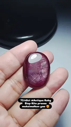 Natural Ruby HQ.  Cincin       : - Berat         : 73.40ct Jumlah      : 1pcs Dimensi    : - Harga        : 3.000.000 Lokasi : Komplek OPI, Jakabaring - Palembang.  Wawa Admin : OB97 3448 triple 1 #Ruby  #Sapphire  #Indonesia  #Palembang  #Bali 