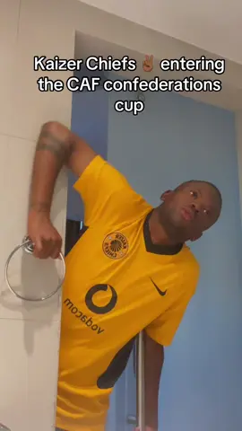 phakathi in #Aj_mafungwa #kaizerchiefs #football 