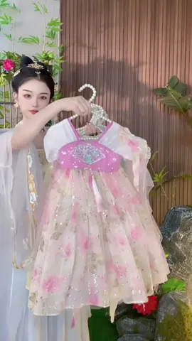 Váy bé gái#tiệmbésâusữa #béyêu #quầnáotrẻem #hàngquảngchâu 