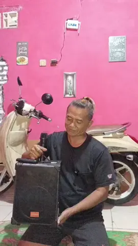 Speaker portable GMC 883A Bluetooth 6.5inc. #SpeakerGMC883A #SpeakerPortable6Inch #BluetoothSpeakerKenceng #BassNendang #SpeakerRumahanKeren