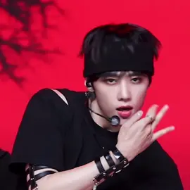 sugar on my tongue #theboyz #sunwoo 